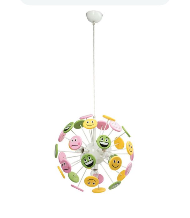 Люстра в детскую, б/у, рабочая, есть 1 нюанс