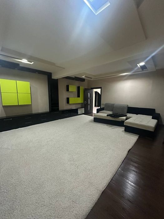 Продаётся Сергели 8,  5/1/9, ор-р JizBiz