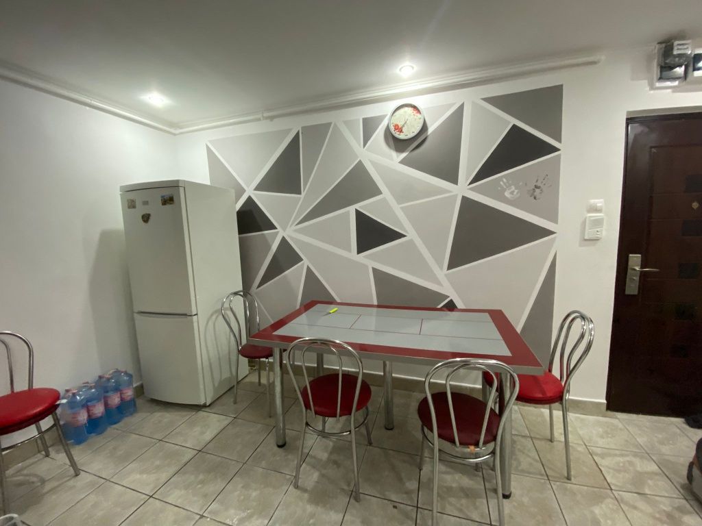 Vand apartament 2 camere zona Aem/Buziasului