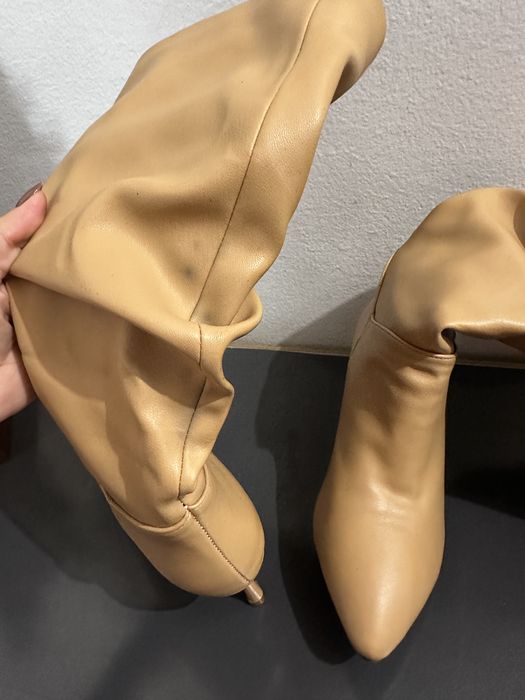 Ботуши и официални токчета