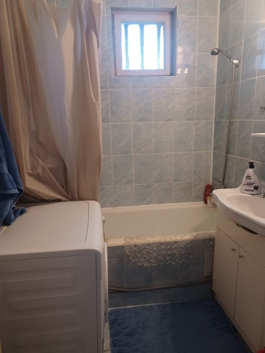 Închiriez camera în apartament S6