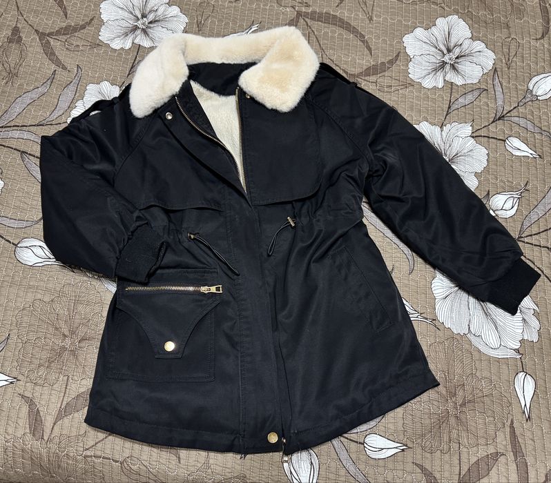 Куртка на девочку 9-10 лет