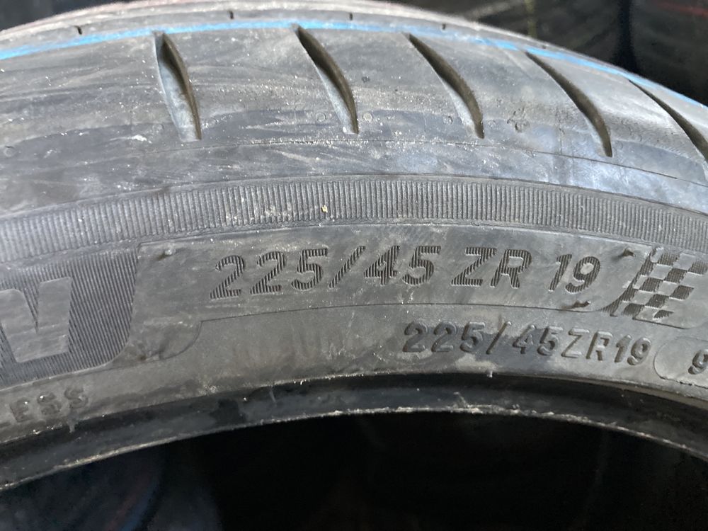 Michelin set 2 buc 225/45 ZR 19 Dot 2018