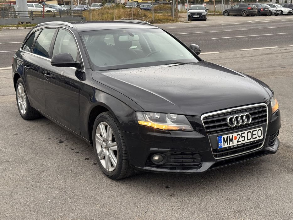 Audi A4 B8 2.0 TDI DSG 140cp fara avarii