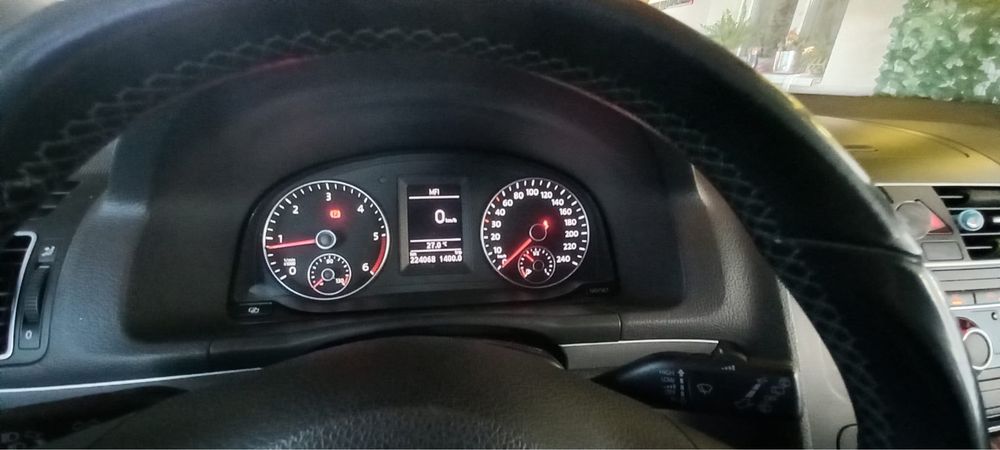 Volkswagen Touran 2012