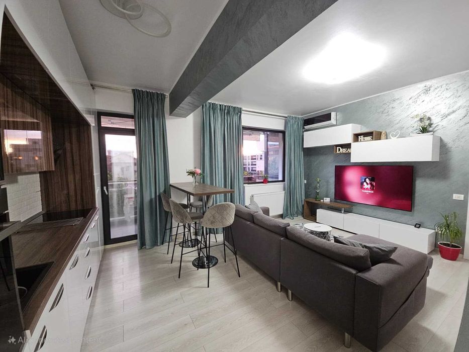 Campus , 3 camere decomandat, termen lung, loc parcare acoperit