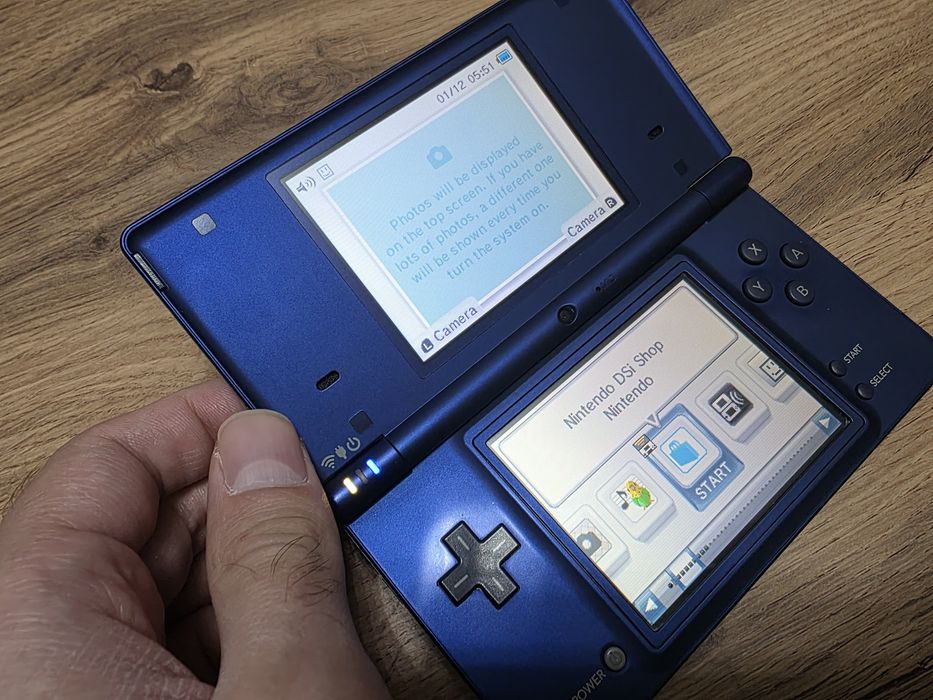 Игровая приставка Nintendo DSi Blue
