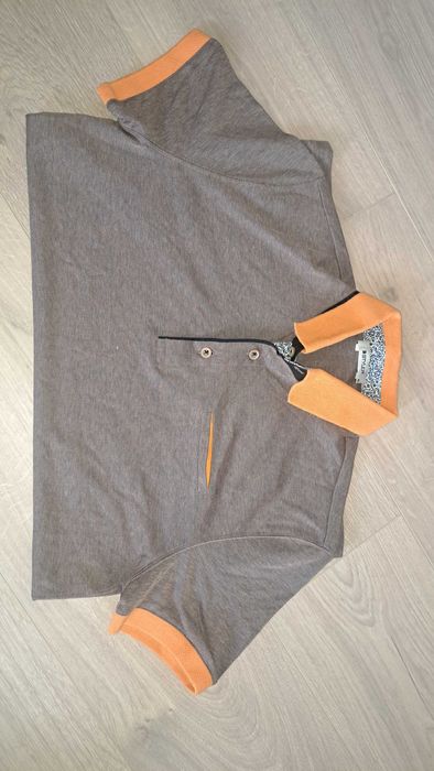 Тениски със якичка,р-р М