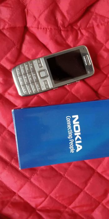 vand nokia e52 in stare impecabila, ca NOU !!