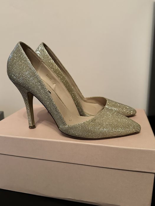 Pantofi NISSA aurii marimea 37