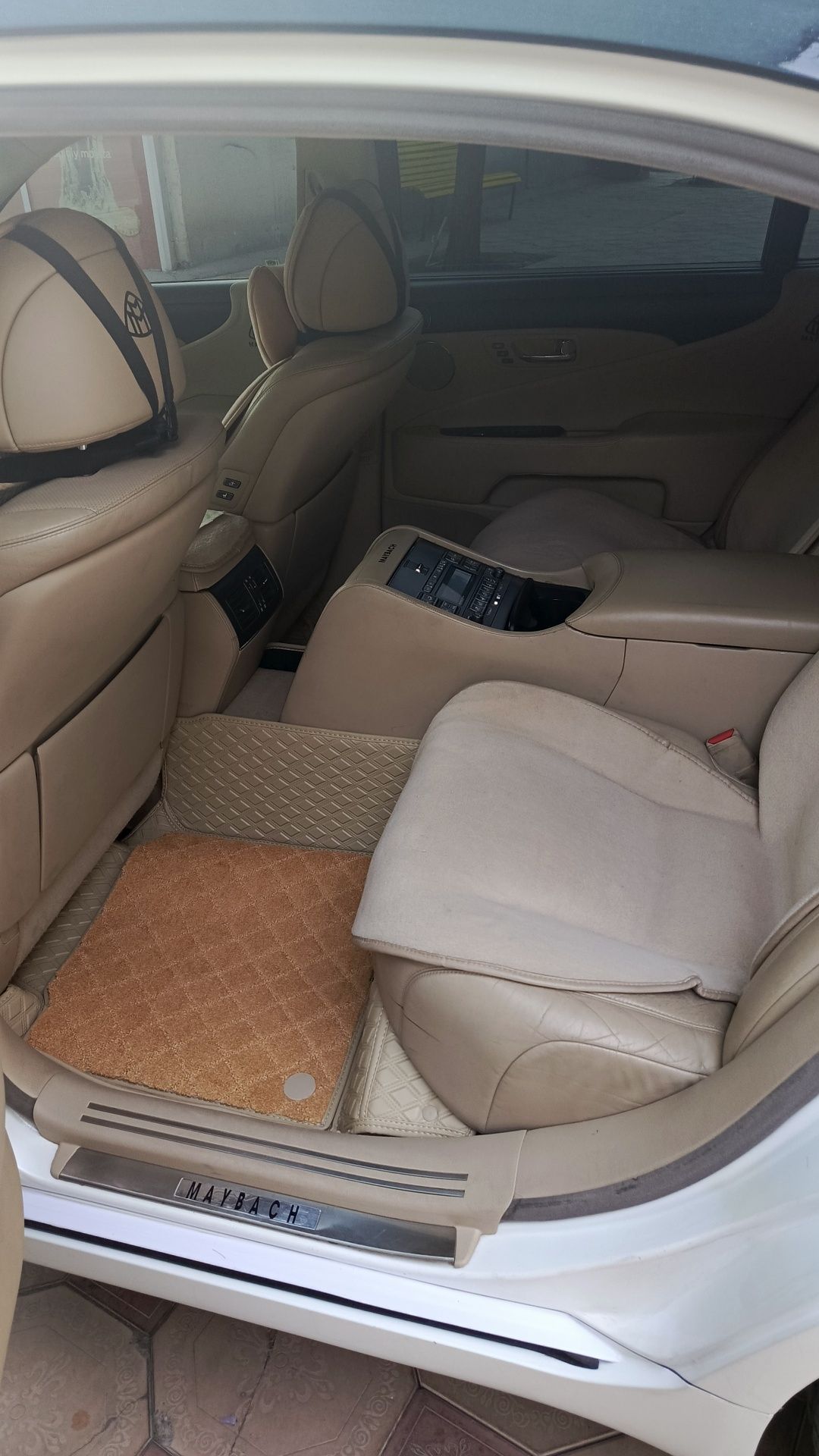 Mersedes maybach 223