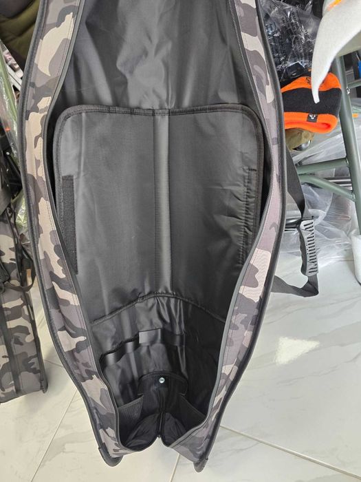 Твърд калъф за три въдици 135см 150см