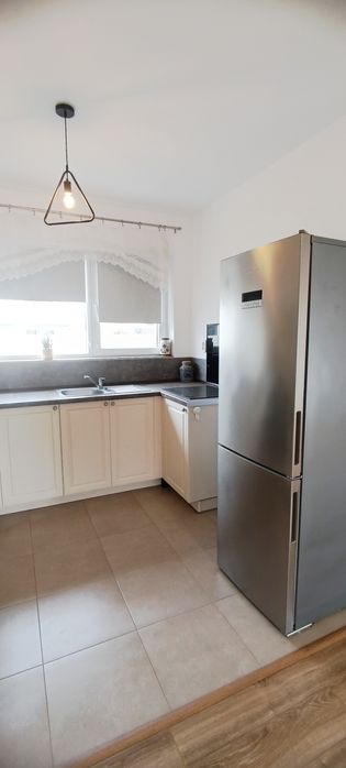 Particular închiriez Vilă Duplex Tunari / Curte +Parcare