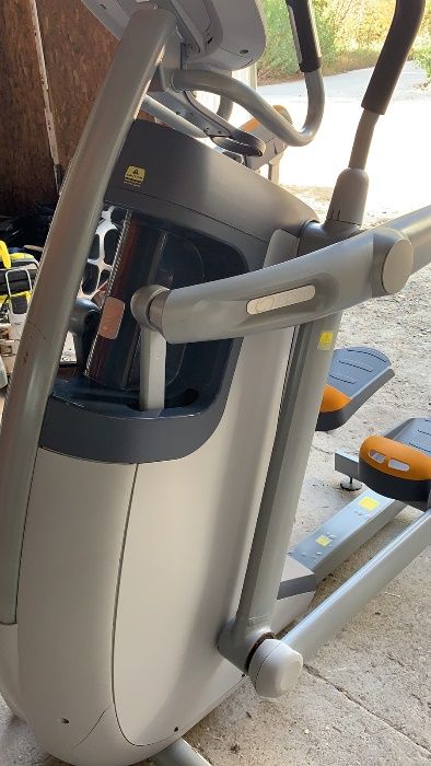 Precor AMT 100i - професионален