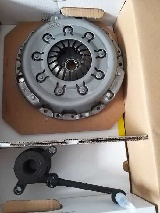 Set ambreiaj disc placa presiune rulment 1.6 benz k4m renault laguna 3 scenic 3 megane 3 clio dupa 2008