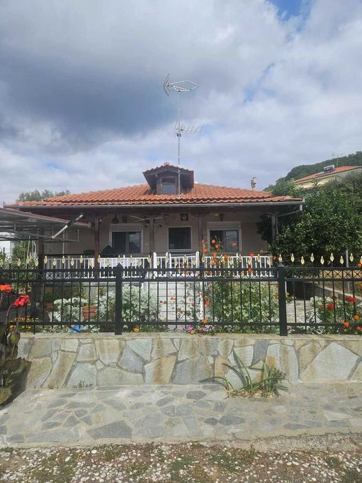 Къща в Акти Неон Кердилион