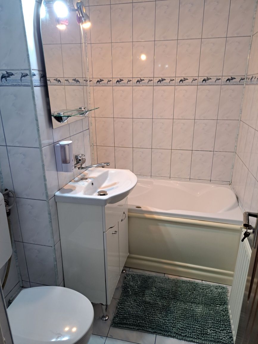 Apartament 3 camere, 52 mp,zona Milcov