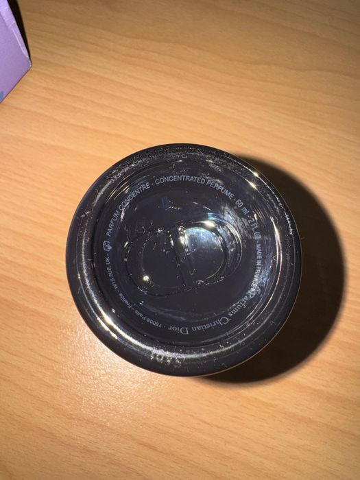 Продавам Dior Sauvage Elixir