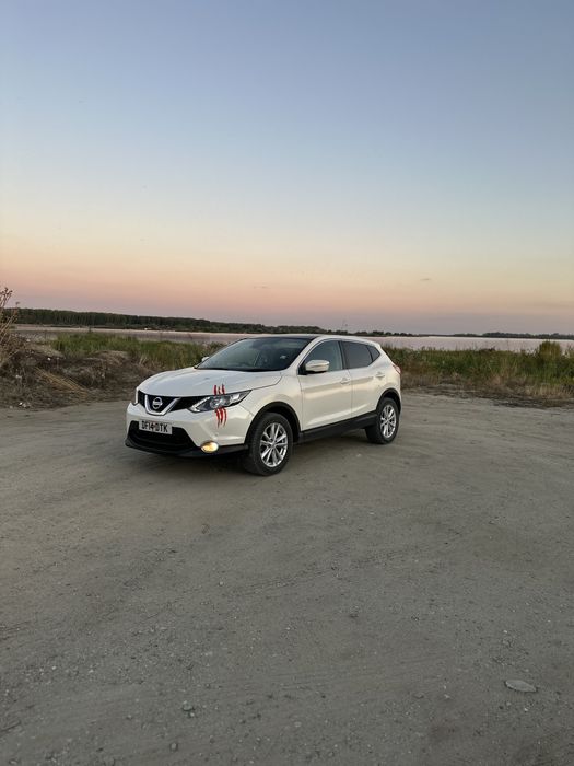 Vand sau schimb cu auto