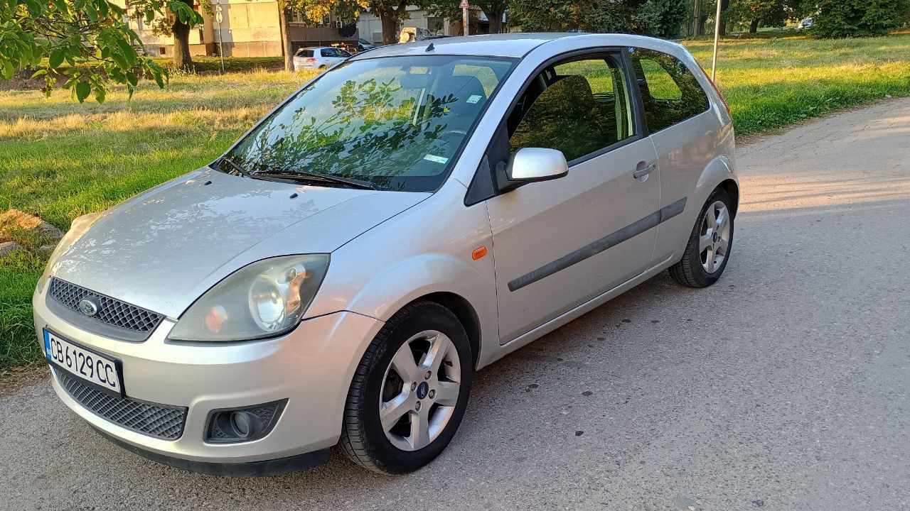 Ford fiesta бензин/газ