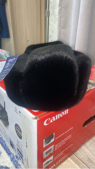 Продам шапку норковую ушанку,кепку норковую и кожанную дубленку