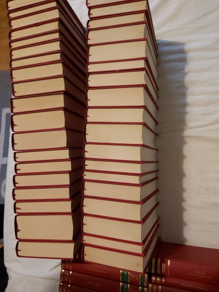 Vand colectia "101 CARTI DE CITIT INTR-O VIATA", de la 1 -101