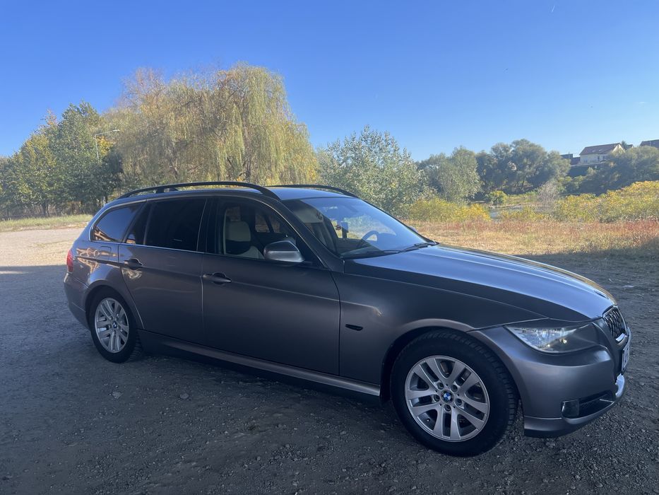 Bmw 318 2.0 2010