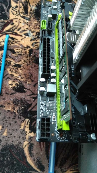 Kit placa baza X99 + procesor 12 core  si 16 gb ram DDR4