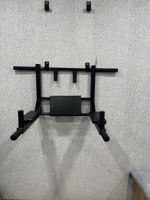 Турник три водном