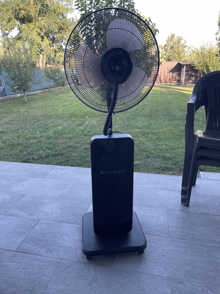 Vand ventilator cu pulverizare apa