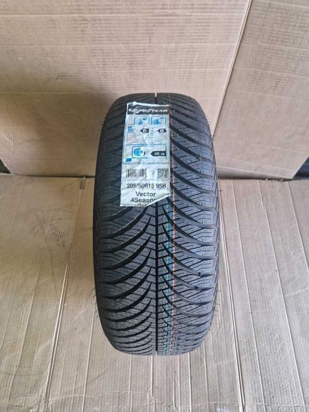 1 брой Goodyear R15 205/60/ 
нова лятна гума 
DOT1319