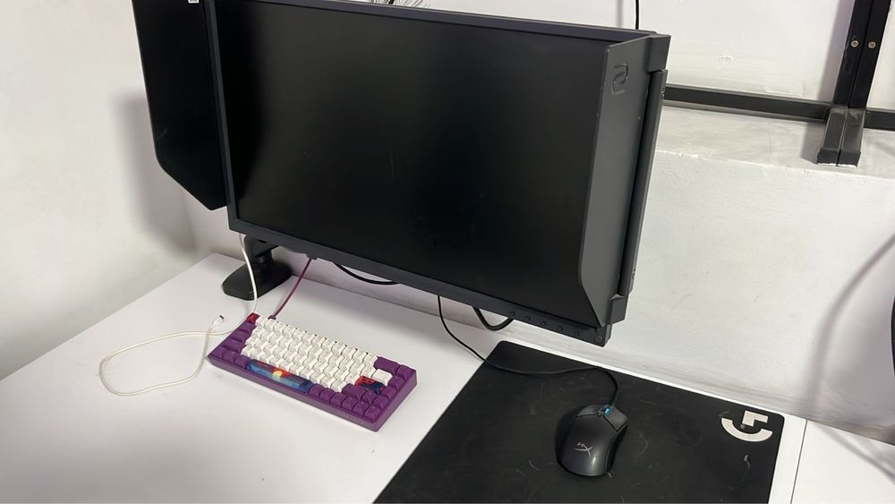 Продам игровой сет(монитор+системник+девайсы+стол+кресло)