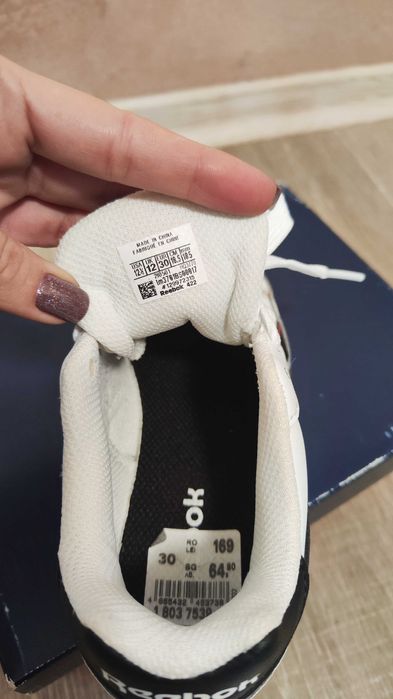 Детски маратонки Reebok - чисто нови, номер 30