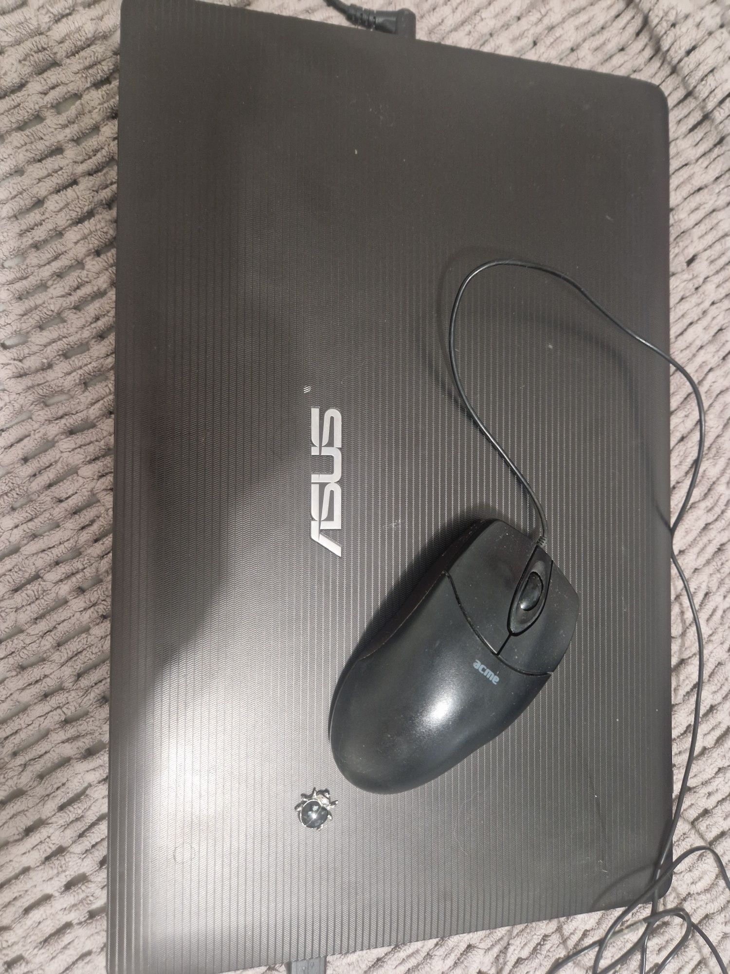 Лаптоп Asus X53S