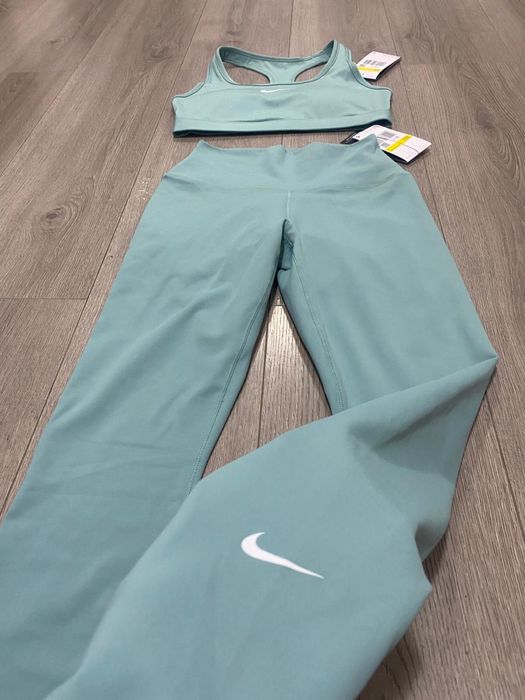 Compleu Nike Fitness