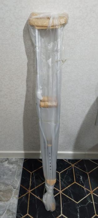 Костыли пара 8000 тенге