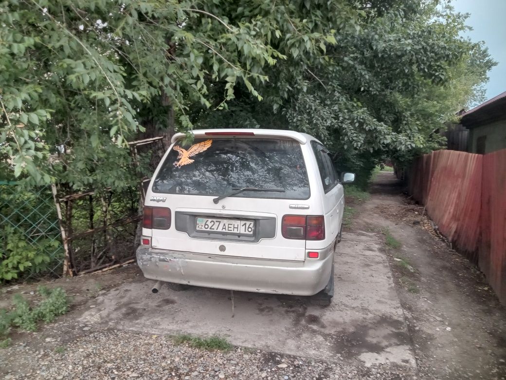 Продам Мазду MPV
