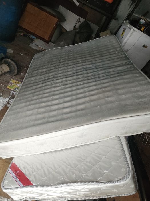Отдам даром матрасы