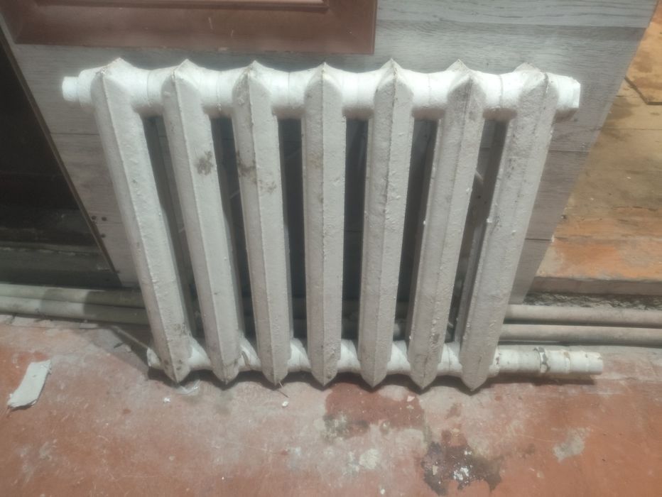 Чугунный радиатор