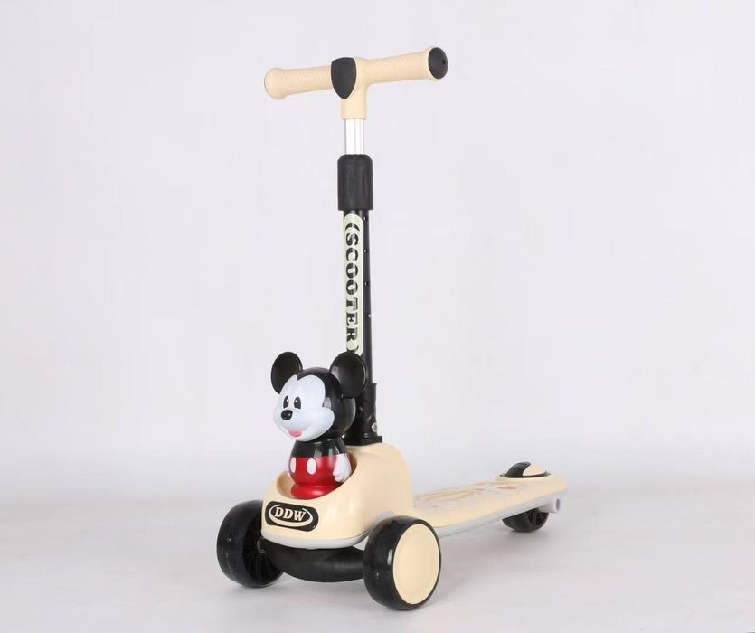 Детские самокаты.