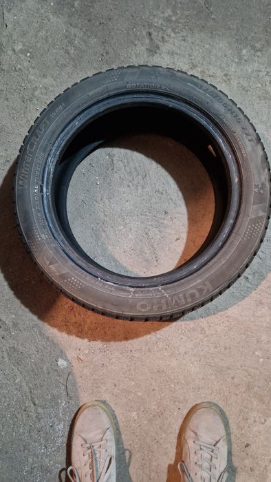 Продавам зимни гуми Kumho: 2 бр. 155/60/15 и 2 бр. 175/55/15