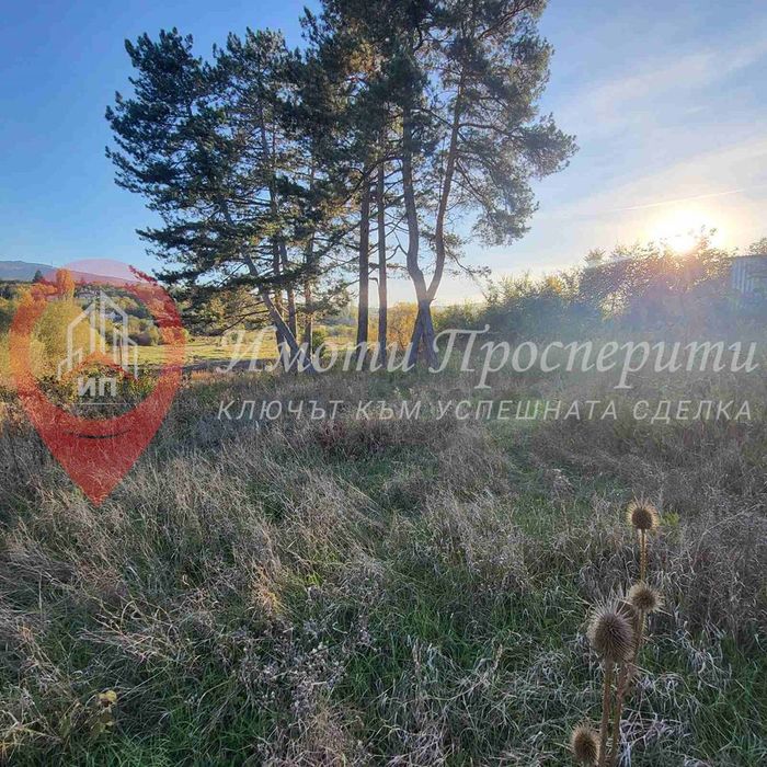 Парцел в София-Суходол площ 2414 цена 615