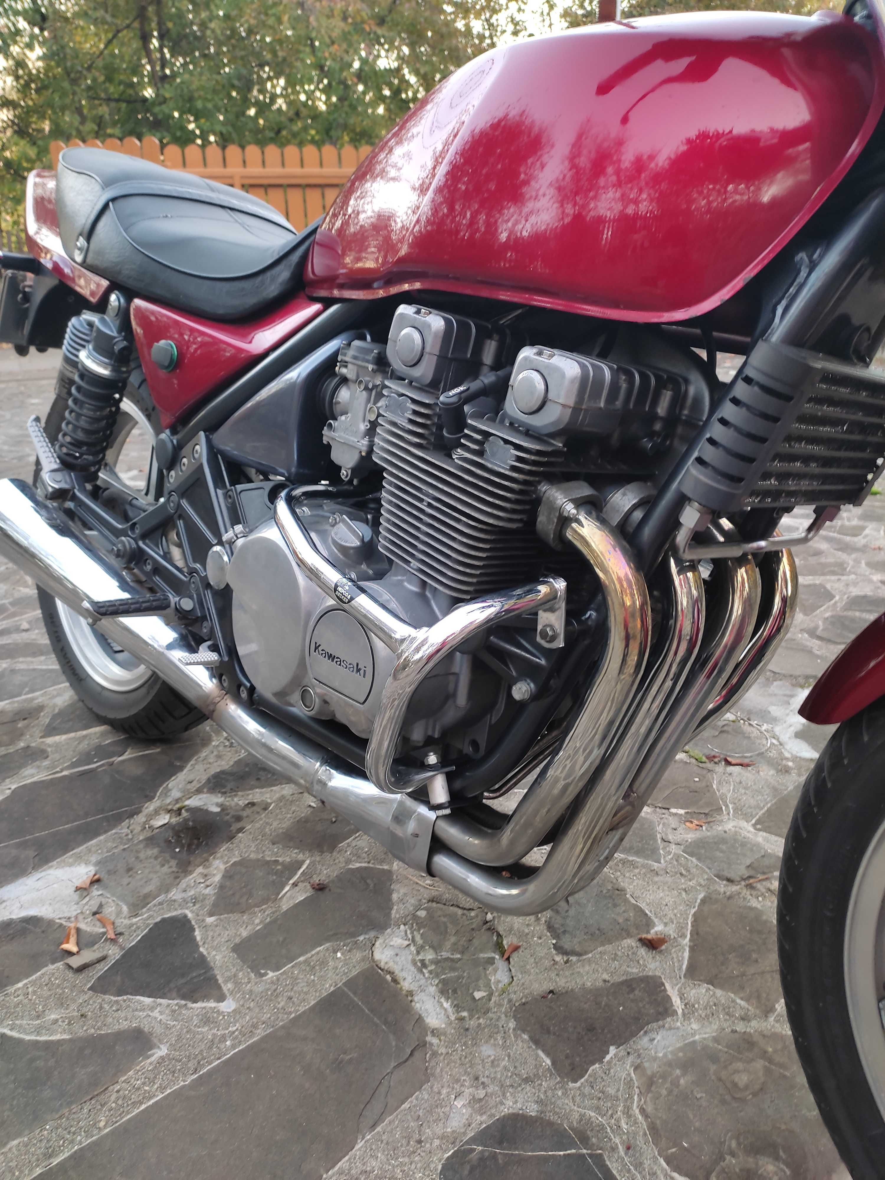 Kawasaki zephyr 550