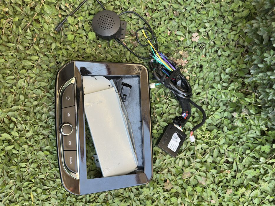 Onix & Tracker 2 рамка кабель б/у by teyes