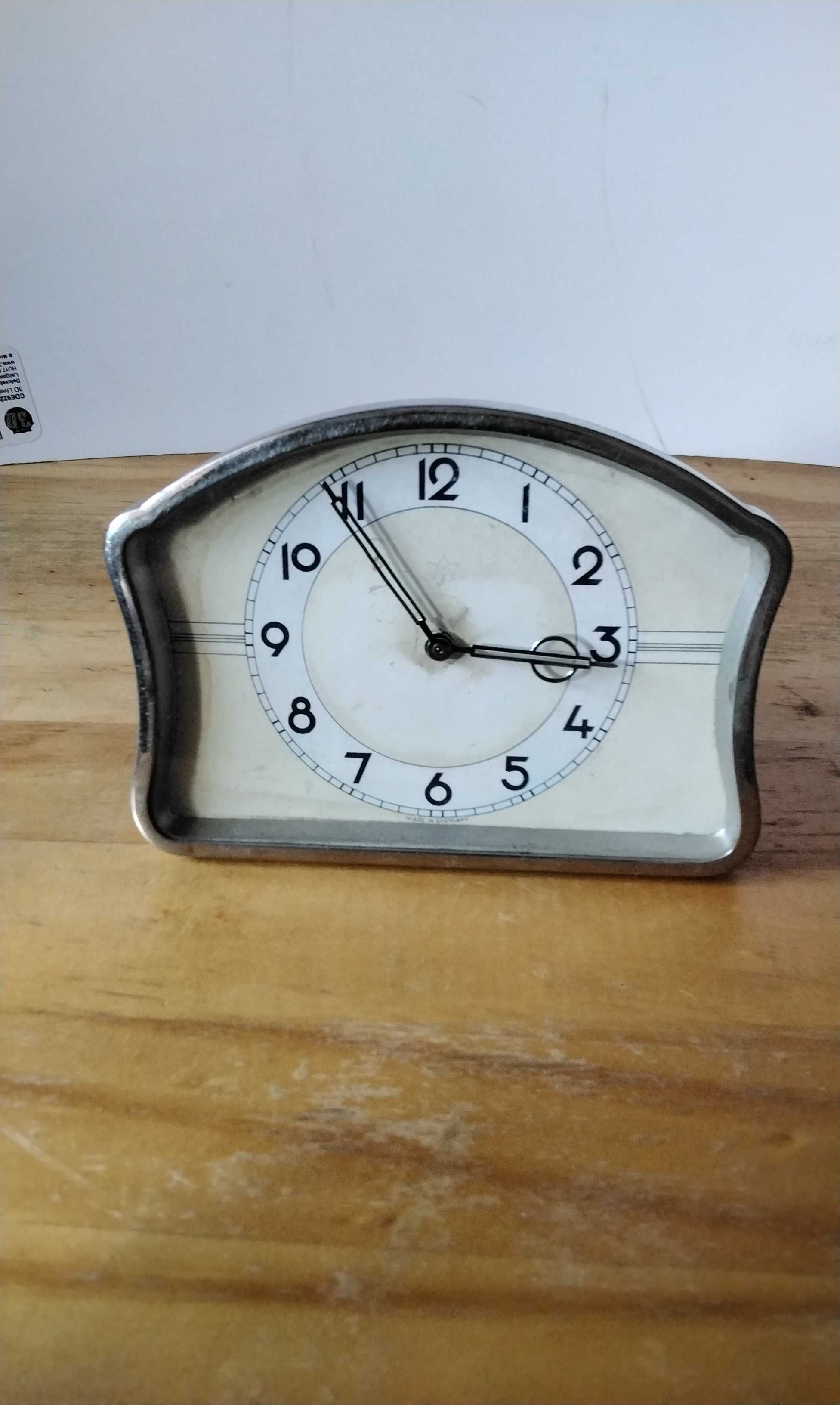 Будилници "Junghans"