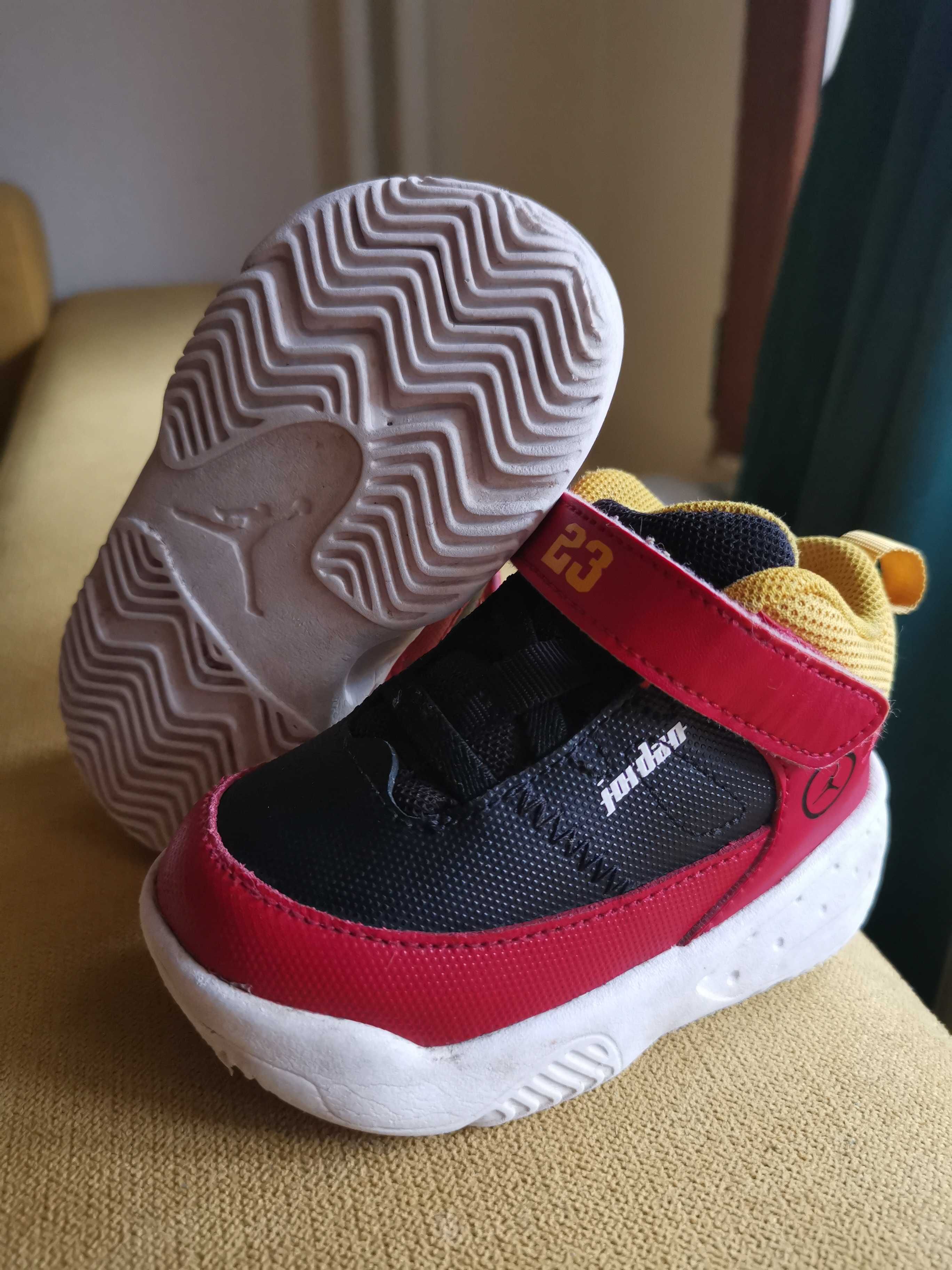 Бебешки Nike Air Jordan