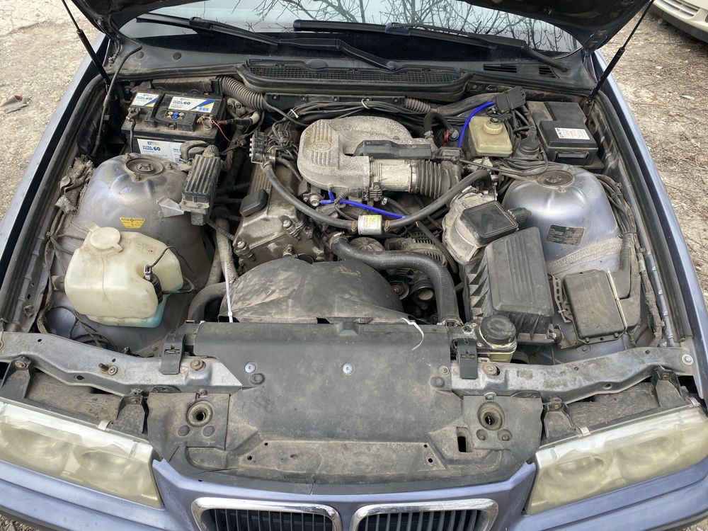 bmw e36 318i 1994 на части