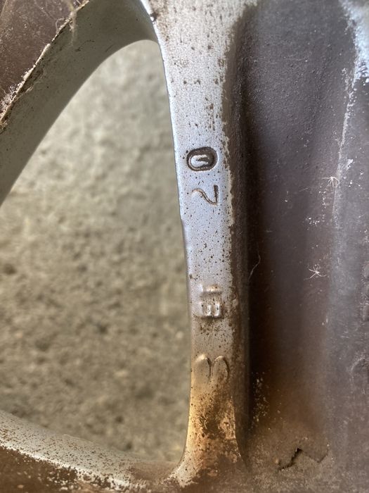 Гуми с джанти за BMW 235-45-17