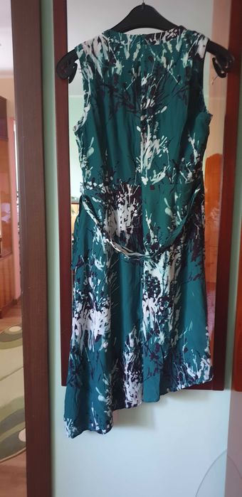 Vind rochie de zi, asimetrica