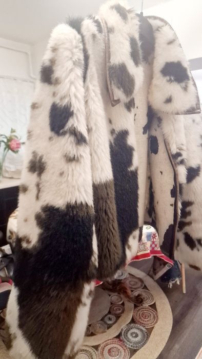 Haina din blana artificiala